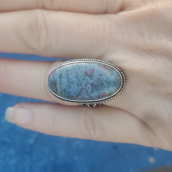 New Ruby in Zoisite Antique Design Silver Ring. - Picture 7 of 11